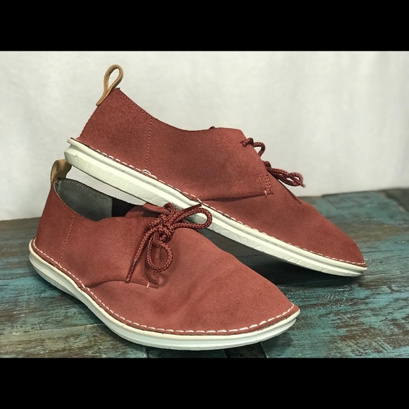 clarks burgundy mens shoes